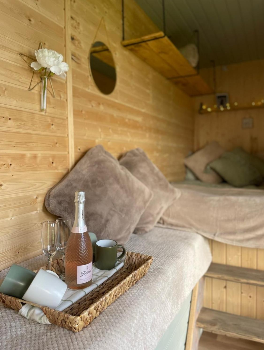 North Yorkshire Horse Box Otel Dış mekan fotoğraf